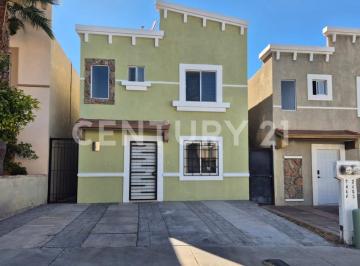 Casa · 98m² · 3 Recámaras · 2 Estacionamientos · Casa en Venta Fracc. Puerta Sebastian, Provincia de Santa Clara, Chihuahua