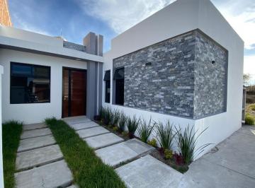 Casa · 95m² · 3 Recámaras · 1 Estacionamiento · Casa en Venta en San Juan del Rio Queretaro