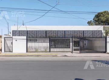 Casa · 300m² · 3 Recámaras · 2 Estacionamientos · Casa en Venta en San Felipe