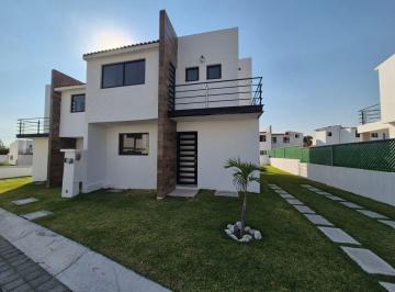 Casa de 3 habitaciones, Yautepec · Casa con Alberca y 3 Recámaras en Venta, Oaxtepec Centro