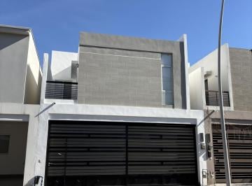 Casa · 220m² · 3 Recámaras · 2 Estacionamientos · Casa en Renta Cumbres