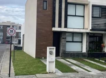 1 · Casa en Venta en Puebla en Cuautlancingo Fraccionamiento