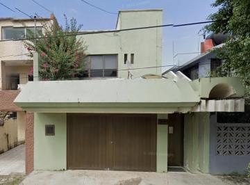 Casa en condominio de 3 habitaciones, Coatzacoalcos · Propiedad en Coatzacoalcos Ver. a 10 Min de La Playa!