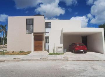 Casa de 3 habitaciones, Mérida · Casa en Venta en Real Montejo