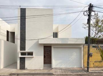 Casa · 115m² · 3 Recámaras · 1 Estacionamiento · Casa en Venta en Col. Graciano Sanchez, Boca del Rio, Ver