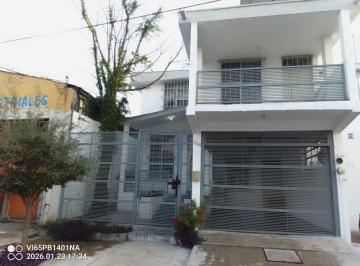 Local comercial · 205m² · 5 Recámaras · 1 Estacionamiento · Local Oficina en Renta Col. Nueva Libertad, Guadalupe