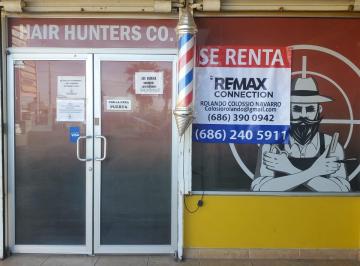 Local comercial · 90m² · 2 Estacionamientos · Local en Renta - (4)
