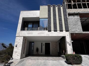 Casa de 4 habitaciones, Monterrey · Casa en Venta Cumbres Elite Premier Monterrey Equipada Alberca, Paneles y Acabados Lujo