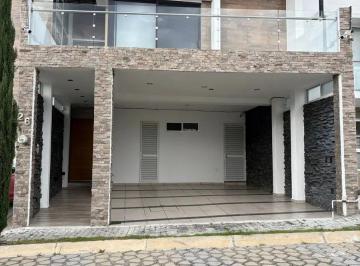 1 · Casa en Venta Puebla Lomas de Angelópolis Natura 2 Clúster con Alberca