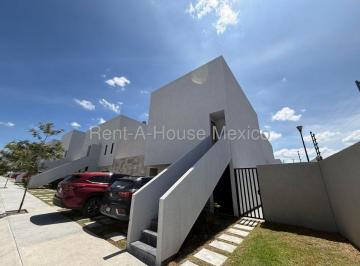 Departamento de 2 habitaciones, Querétaro · Departamento Renta Cumbres del Lago Juriquilla Terraza 50 m² Pet Friendly Amenidades Alberca Adhg