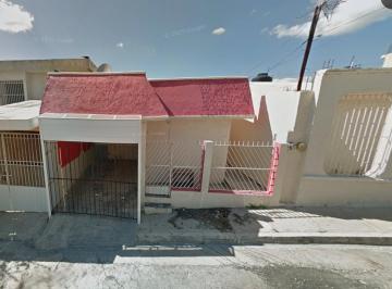 Casa de 3 habitaciones, Campeche · ¡Vive con Comodidad y Seguridad en La Vista Samulá!