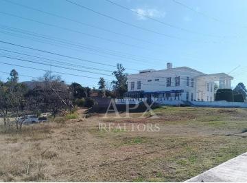 Terreno / Lote · 1215m² · Amplio Terreno en Venta Zona El Cercado, Santiago