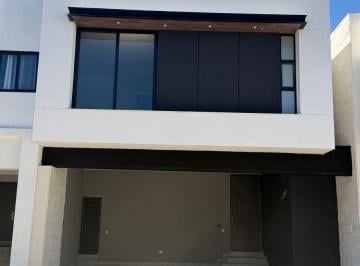 Casa de 3 habitaciones, Monterrey · Casa en Venta en Brisas del Vergel