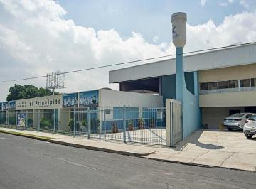 Terreno / Lote · 1300m² · 13 Estacionamientos · Perfecto Centro Educativo o Desarrollo de Vivienda, a 1/2 Cuadra de Av Patria, 2,196 m² Terreno