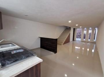 1 · Casa en Venta Puebla Zona Cruz de Sur a Pie de Calle a Estrena