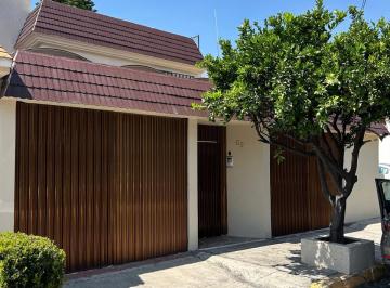 Casa de 3 habitaciones, Tlalpan · Casa en Venta, con Excelente Ubicación en El Sur de La Ciudad