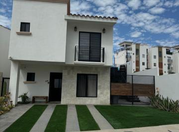 Casa de 3 habitaciones, Ensenada · Casa Amueblda en Renta Viñedos del Mar