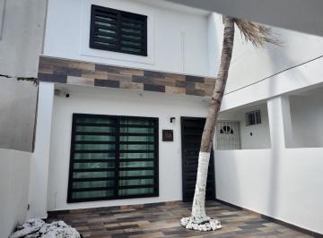 Casa · 119m² · 3 Recámaras · 2 Estacionamientos · Venta de Casa, Porto Bello, Zona Sur, Cancún