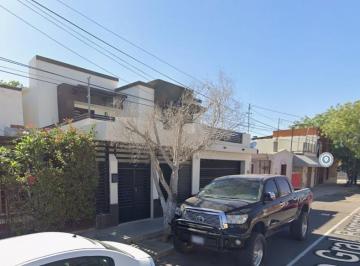 Casa de 4 habitaciones, Hermosillo · ¡Vive en El Centro de La Actividad en Hermosillo!
