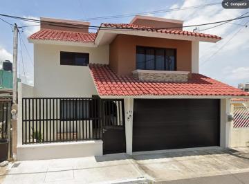 Casa de 3 habitaciones, Boca del Río · ¡Vive El Sueño Cerca del Mar en La Tampiquera, Boca del Río!