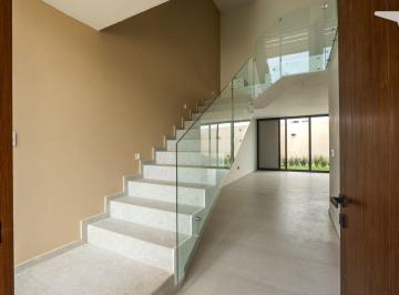 Casa en condominio · 250m² · 5 Recámaras · 2 Estacionamientos · Casa en Venta en Zapopan