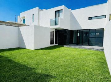 Casa de 4 habitaciones, Querétaro · Casa en Venta en Cumbres del Lago, Juriquilla Querétaro