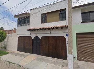 Casa de 4 habitaciones, León · Lasm²0 - Casa en Venta en León Moderno – Ideal Para Familias