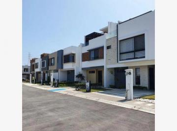 Casa · 106m² · 3 Recámaras · 1 Estacionamiento · Casa en Venta en Fracc Cumbres Residencial