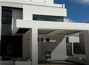 Casa de 3 habitaciones, Cancún · Residencia Nueva en Renta en Vía Cumbres con Alberca y Mantenimiento Incluido