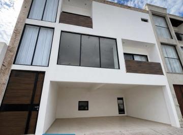 Casa de 3 habitaciones, Santiago · Casa en Renta en Cumbres de Santiago, Santiago Nl