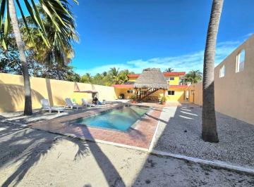 Casa de 3 habitaciones, Progreso · Chelem Second Row Pool 3/2.5 $279k