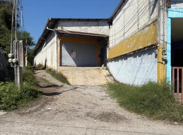 Bodega comercial · 600m² · 2 Estacionamientos · Bodega Industrial en Azaleas