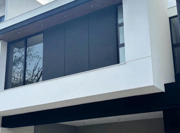 1 · Estrena Hermosa Casa en Carretera Nacional!