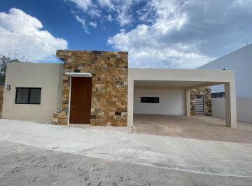 Casa en condominio · 220m² · 2 Recámaras · 2 Estacionamientos · Casas en Venta Norte de Mérida (Temanché)