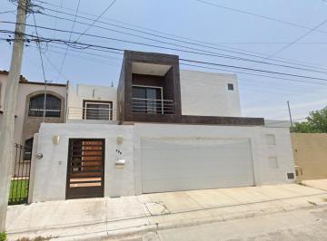 Casa de 4 habitaciones, Saltillo · Lasm²3 - Casa en Venta en Fraccionamiento Valle Real Primer Sector – Amplia y Funcional