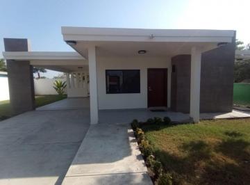 Casa · 158m² · 2 Recámaras · 1 Estacionamiento · Casa Felipe Alvarez Col. Fundadores Gonzalez, Tamps