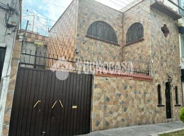 Foto · Casa - Venta