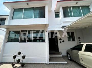 Casa de 3 habitaciones, Metepec · Casa en Venta en Barrio San Mateo, Metepec