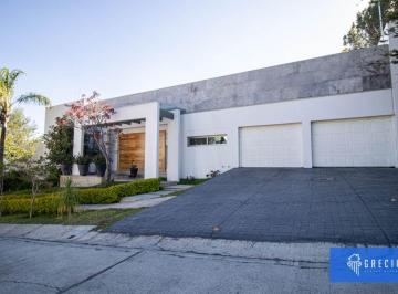 Casa en condominio de 5 habitaciones, Tlajomulco de Zúñiga · Exlusiva Casa en Venta en El Palomar