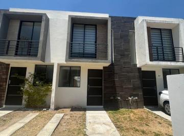 Casa en condominio de 3 habitaciones, Tlaxcala · Casa con 71 m² Superficie de Terreno y 3 Recámaras en Venta Atras de Volkswagen