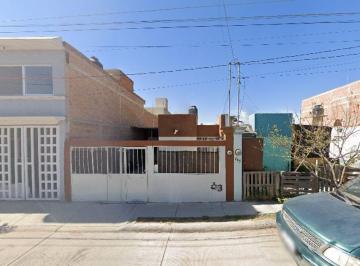 Casa de 2 habitaciones, Durango · Casa de Remate Cerezo 117 Los Arbolitos I Durango!