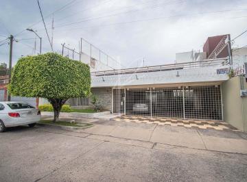 1a11408cbe2d01434bcf91e448d2086cd1b648347ac9825a96dabecf73400f8f · Casa en Venta en Jardines del Bosque