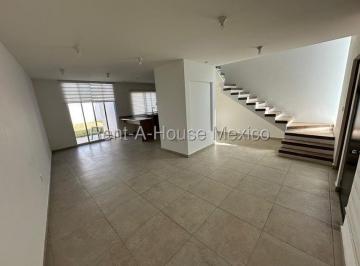 Casa · 170m² · 3 Recámaras · 2 Estacionamientos · San Isidro Juriquilla Casa de 3 Recamaras en Venta Rah1855