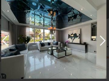 Casa en condominio de 4 habitaciones, Huixquilucan · Casa en Condominio en Tecamachalco