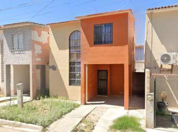 Casa de 3 habitaciones, Gómez Palacio · Casa de Remate Leticia 136 Rincón San Antonio Gómez Palacio Durango!