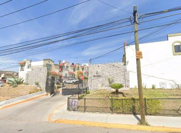 Casa de 2 habitaciones, Huehuetoca · Casa de Remate Caudete 33 Urbi Villa del Rey Ecatepec de Morelos Edomex!