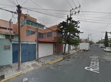 Casa de 4 habitaciones, Nezahualcóyotl · Casa en Venta en Cd Nezahualcóyotl Debajo de Su Valor Comercial