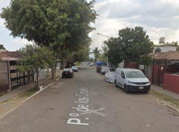 Casa de 3 habitaciones, Tlajomulco de Zúñiga · Remate Bancario Casa en Tlajomulco de Zúñiga | 3 Recámaras | Frente a Parque | Debajo de Valor Comer