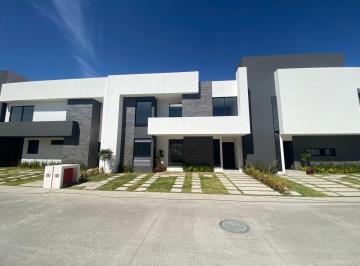 Casa en condominio de 3 habitaciones, Toluca · Casa Modelo Vita Desde 142 m² Sup. de Terreno, 3 Estacionamientos en Venta en Santa Ana Tlapaltitlan