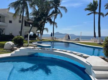 Departamento de 3 habitaciones, Manzanillo · Departamento en Venta, Manzanillo, Frente Al Mar, 3 Recamaras
